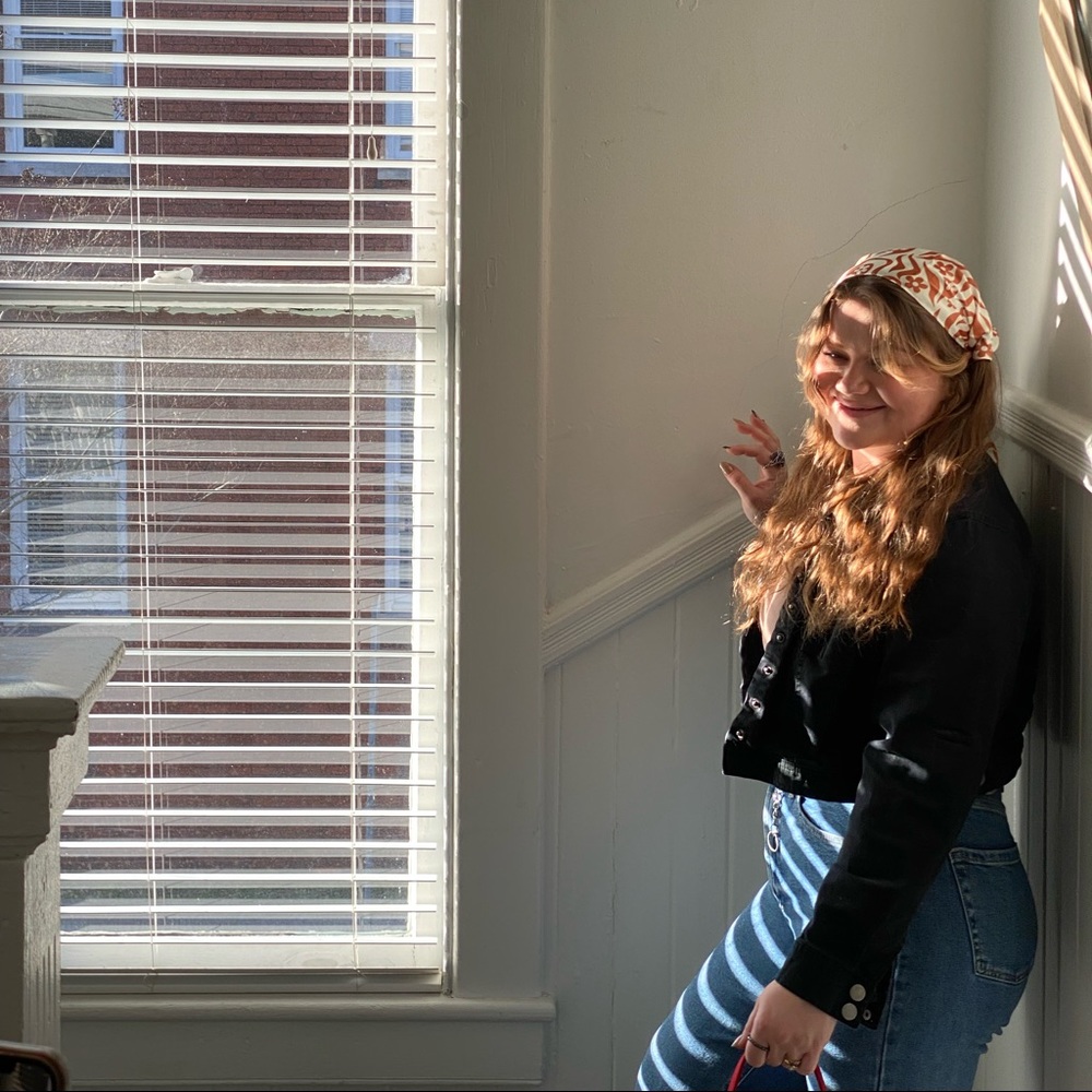 Meet your posher, Carla 🧚🏻‍♀️❤️‍🔥✨🫶